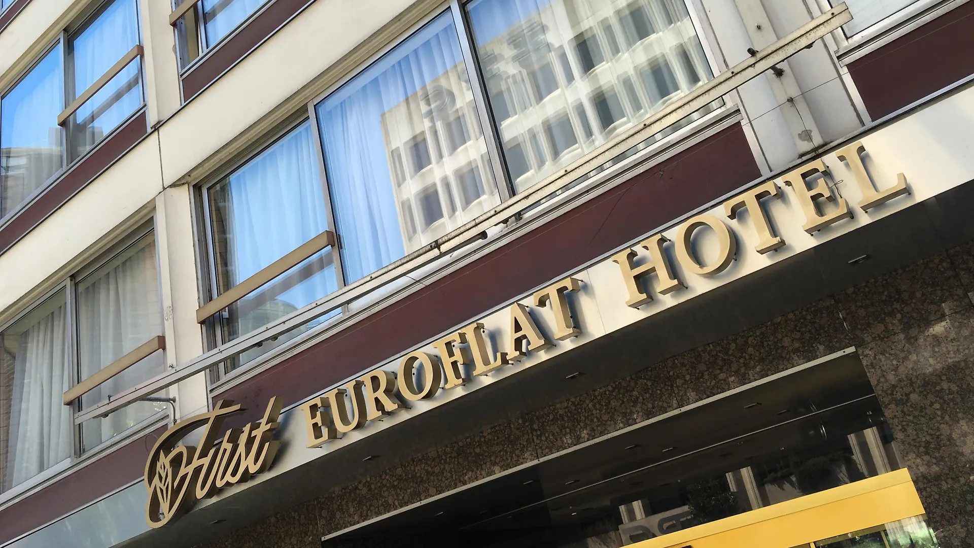 First Euroflat Hotel Brüsszel 4*,